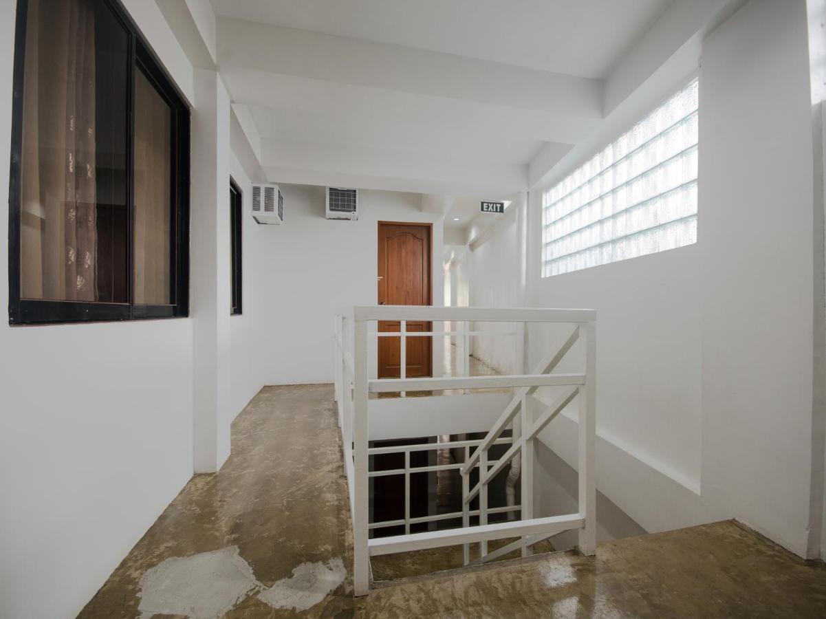 Gplace Hotel Cebu Exterior photo