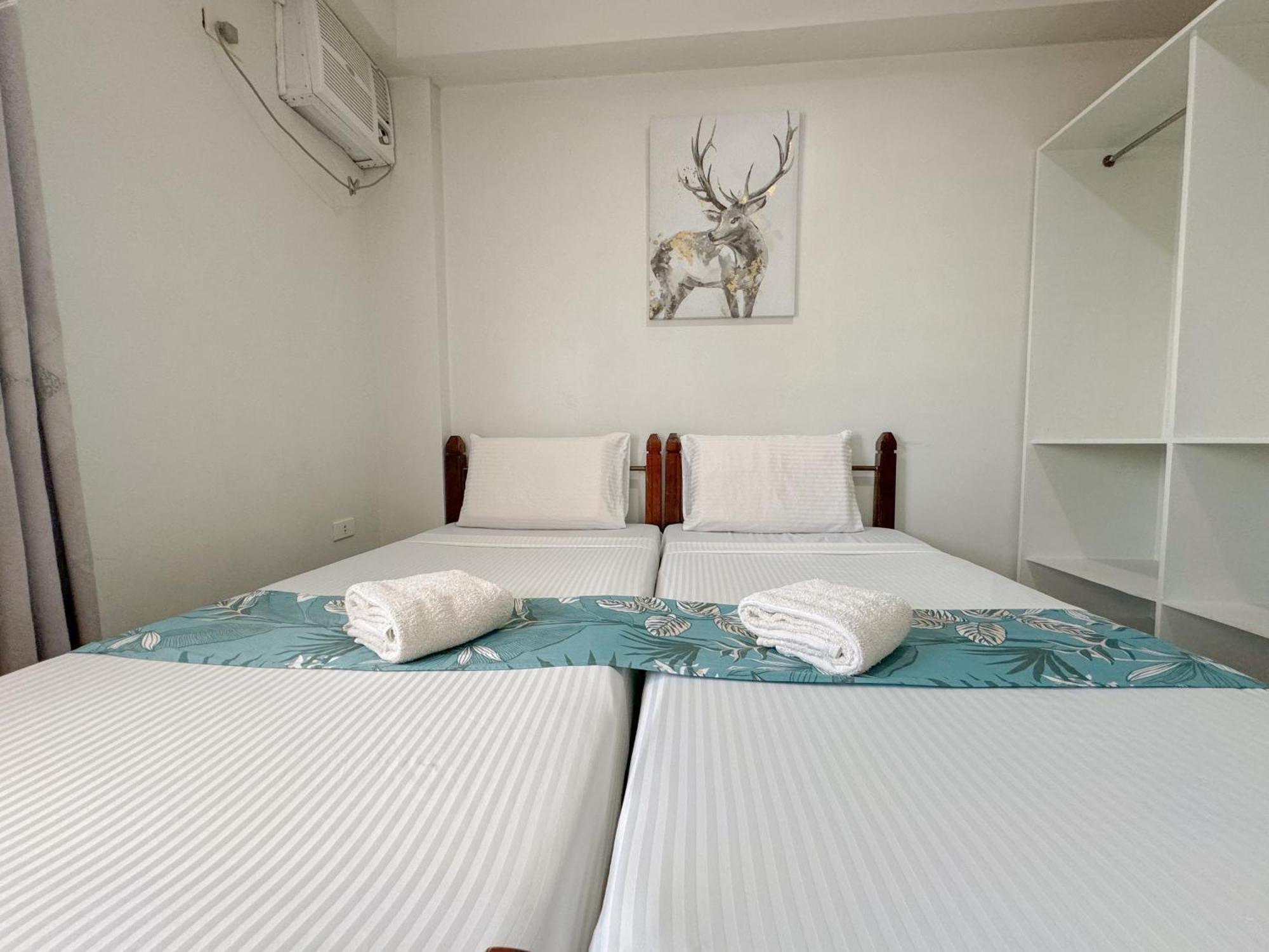 Gplace Hotel Cebu Exterior photo